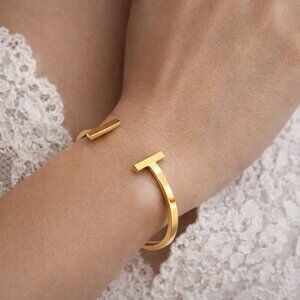 Minimalist T-Bar Gold Cuff Dainty Bracelet | 18K Gold Plated Stainless Steel